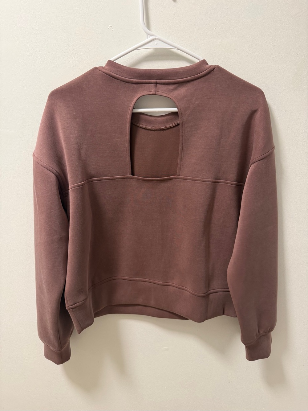 NWT All In Motion Women's Mauve Crewneck Sweatshirt - Picture 3 of 3